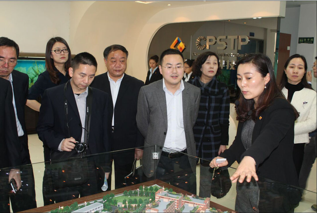 武汉东湖新技术创业中心考察团一行莅临常平科技园参观考察