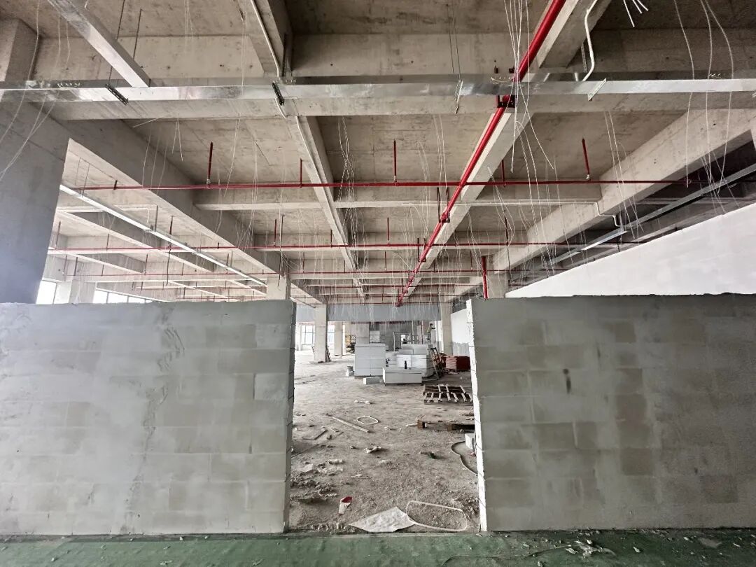 装修图鉴｜东科智汇创新园实景探访：企业装修如火如荼，现场一派蓬勃气象！